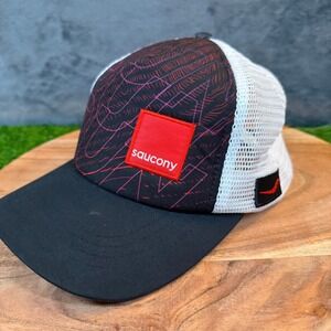 Saucony BOCO Gear Trucker Hat Black Red Graphic Mesh Snapback Running Cap 1904